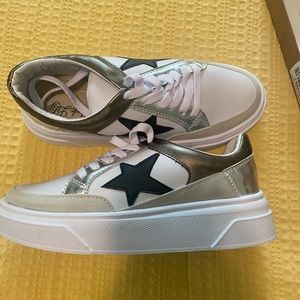 Brand New  Pink Lily Platform Sneakers